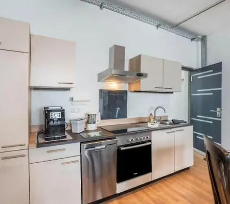 40 Qm Grosse Studiowohnung Zentral Gelegen - Direkt In - 300 M Bis Zum Marktplatz Appartement *