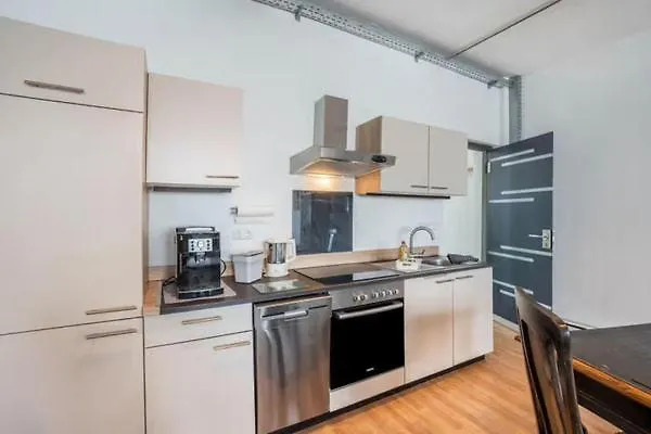 40 Qm Grosse Studiowohnung Zentral Gelegen - Direkt In - 300 M Bis Zum Marktplatz شقة *